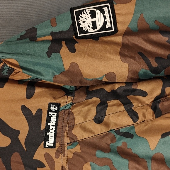 Timberland hooded camo puffer Coat boys sz L 14/16 - Picture 2 of 5